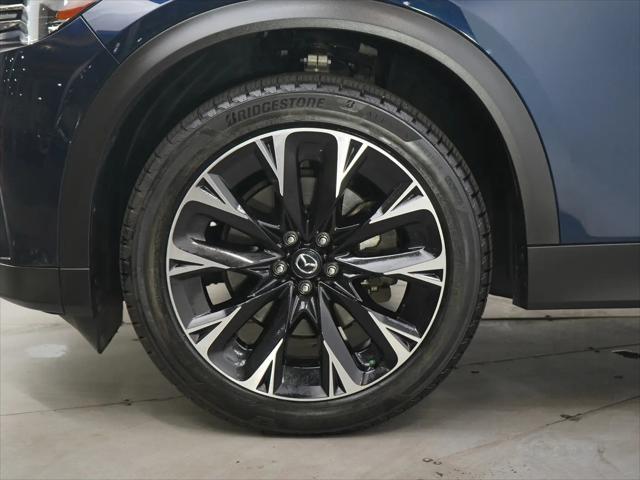 2024 Mazda X-90 Premium Plus