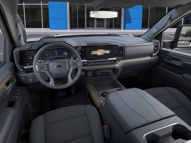2026 Chevrolet Silverado 2500HD Crew Cab, Standard Bed, LT, 4WD
