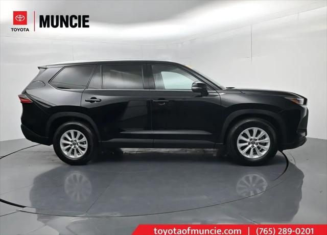 2025 Toyota Grand Highlander XLE for sale in Muncie, IN
