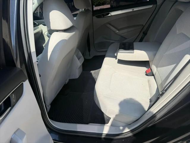 2017 Volkswagen Passat 1.8T S