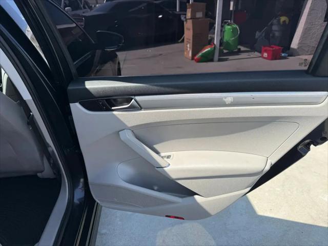 2017 Volkswagen Passat 1.8T S