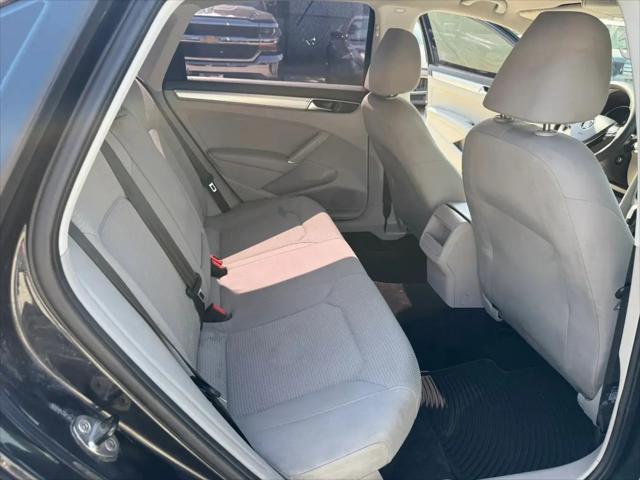 2017 Volkswagen Passat 1.8T S