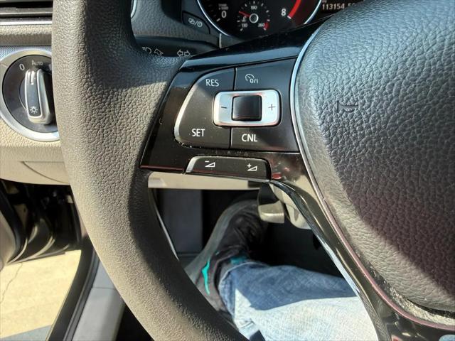 2017 Volkswagen Passat 1.8T S