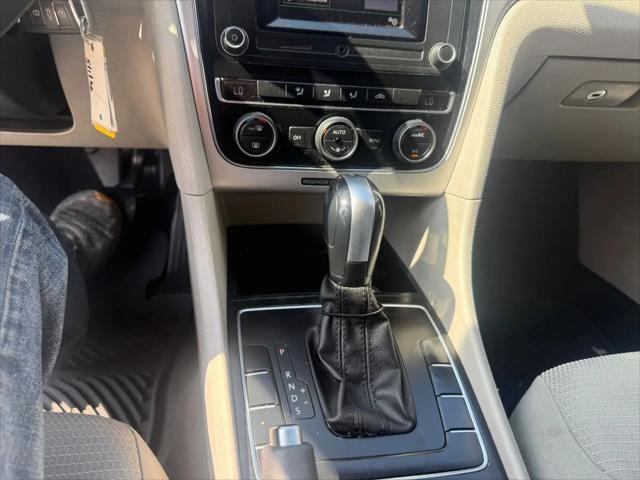 2017 Volkswagen Passat 1.8T S
