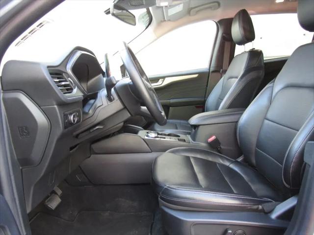 2024 Ford Escape Platinum