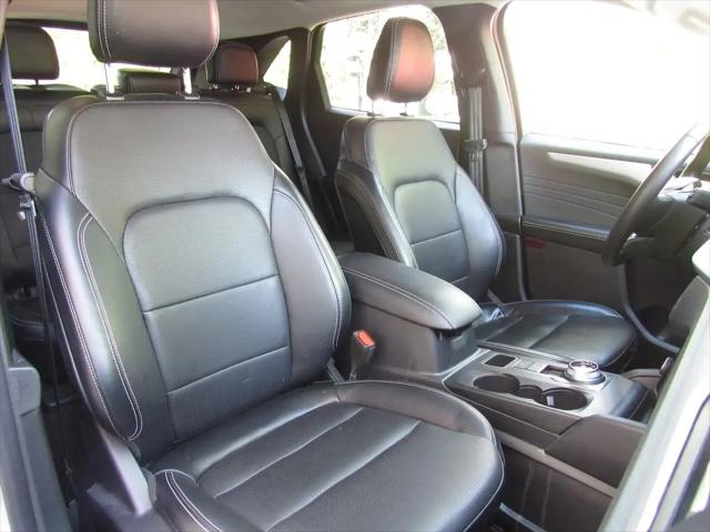 2024 Ford Escape Platinum