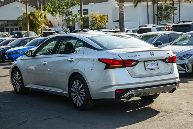 2024 Nissan Altima SV FWD