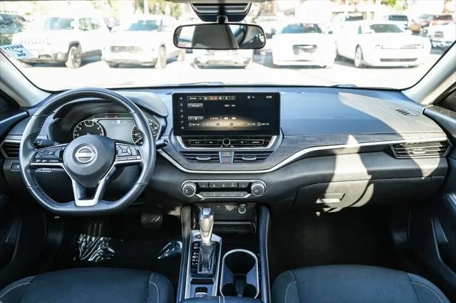 2024 Nissan Altima SV FWD