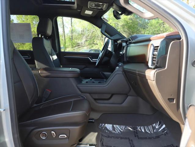 2025 GMC Sierra 3500HD Crew Cab, Standard Bed, Denali, 4WD