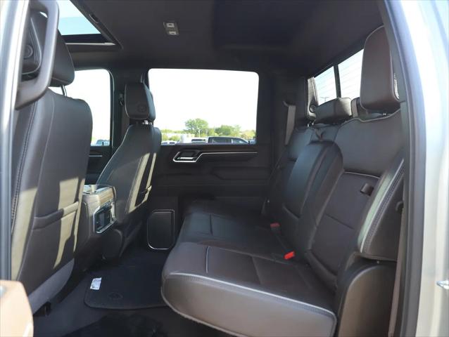 2025 GMC Sierra 3500HD Crew Cab, Standard Bed, Denali, 4WD