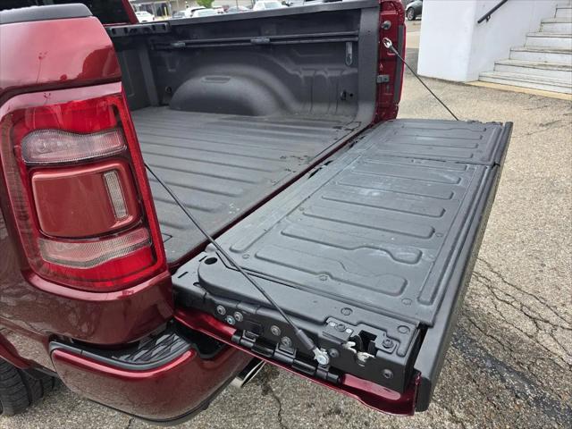 2021 Ram 1500 Laramie Crew Cab 4x4 5'7" Box