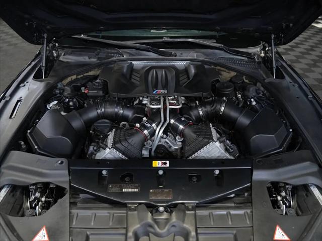 2014 BMW M6 Standard