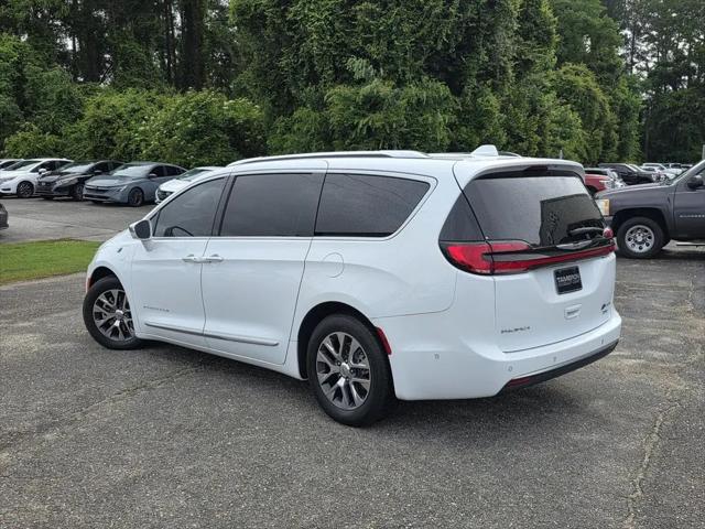 2022 Chrysler Pacifica Hybrid Pinnacle