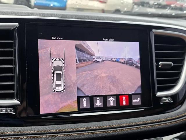 2022 Chrysler Pacifica Hybrid Pinnacle