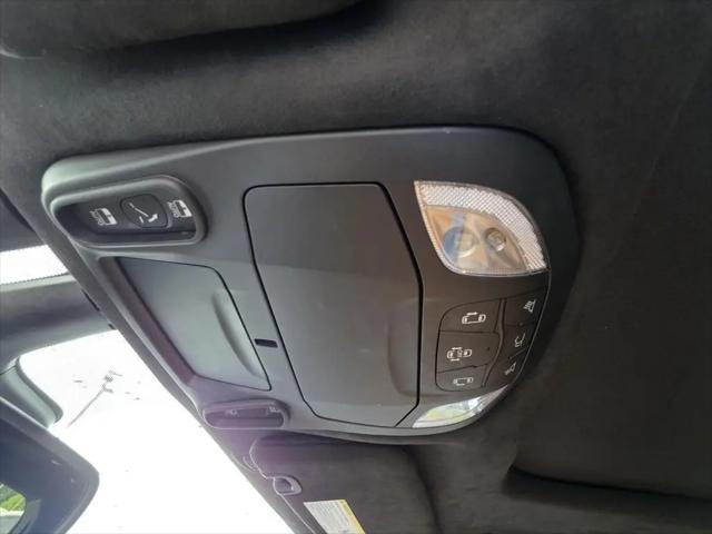 2022 Chrysler Pacifica Hybrid Pinnacle