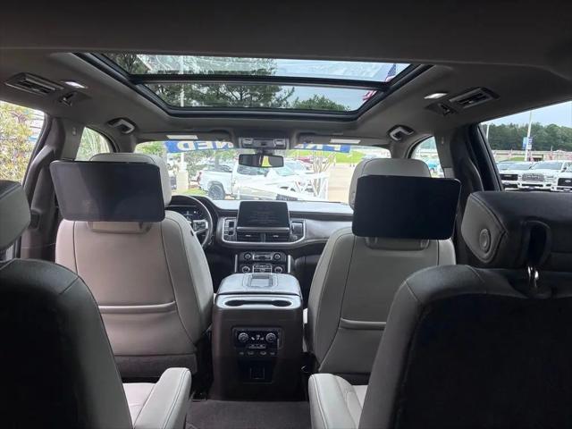 2022 Chevrolet Suburban 4WD Z71