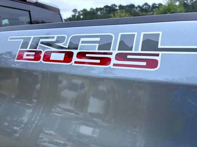 2026 Chevrolet Silverado 1500 4WD Crew Cab Short Bed LT Trail Boss