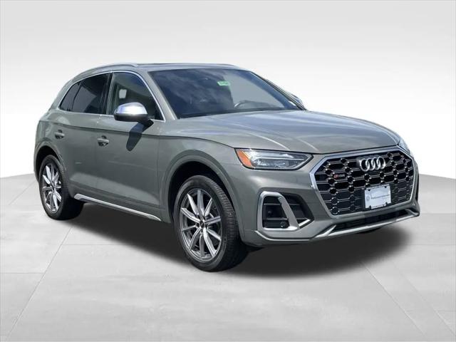 2023 Audi SQ5 Premium Plus TFSI quattro Tiptronic