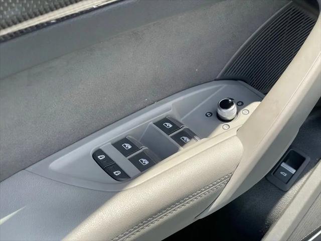 2023 Audi SQ5 Premium Plus TFSI quattro Tiptronic