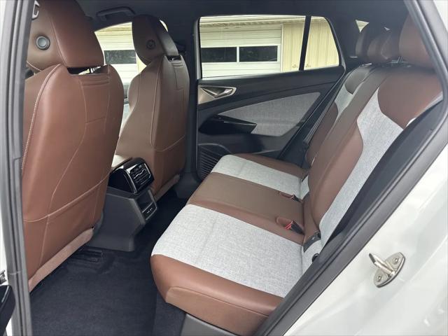 2023 Volkswagen ID.4 Pro