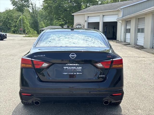 2023 Nissan Altima SR Intelligent AWD