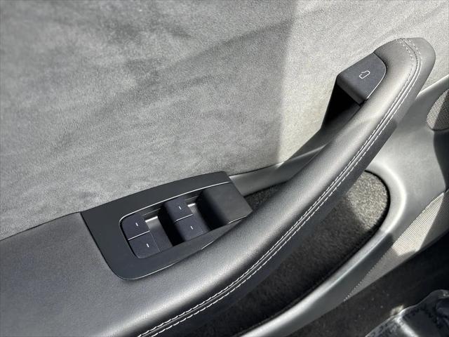 2025 Tesla Model 3 Long Range All-Wheel Drive
