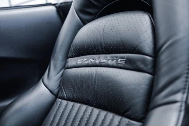 2001 Chevrolet Corvette Base