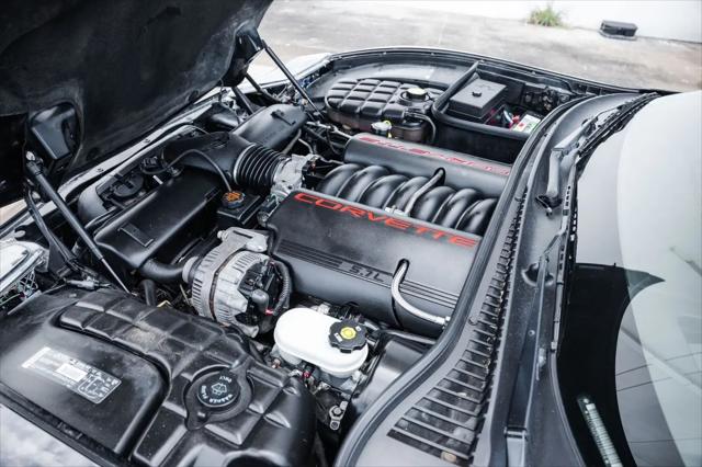 2001 Chevrolet Corvette Base