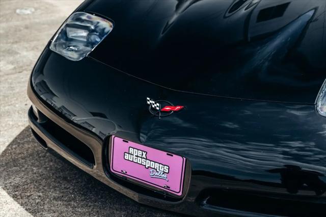 2001 Chevrolet Corvette Base