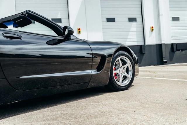 2001 Chevrolet Corvette Base