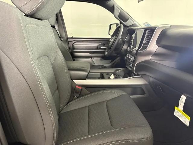 2026 Ram 1500 Express Crew Cab 4x4 57 Box