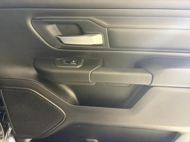 2026 Ram 1500 Express Crew Cab 4x4 57 Box