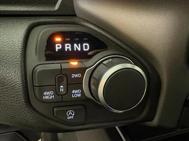 2026 Ram 1500 Express Crew Cab 4x4 57 Box