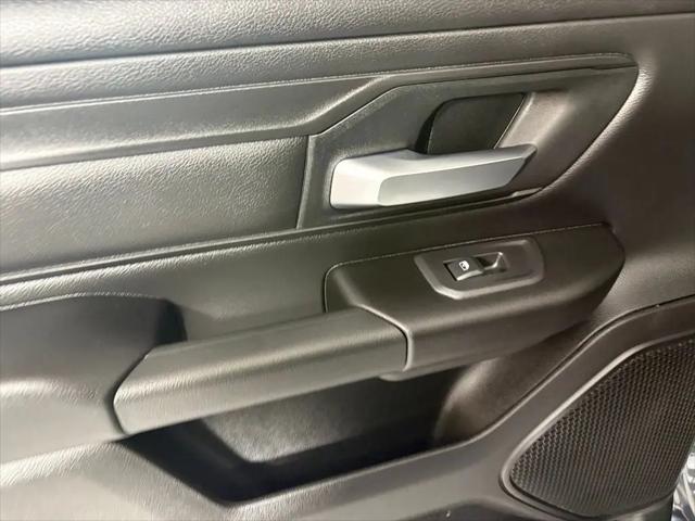 2026 Ram 1500 Express Crew Cab 4x4 57 Box