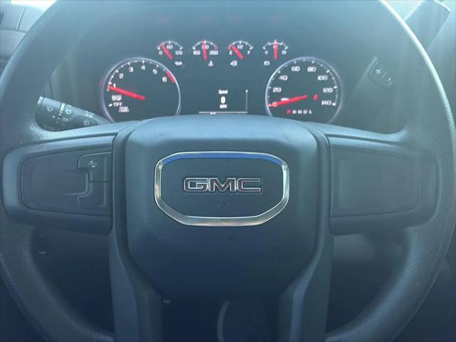 2023 GMC Sierra 1500 4WD Crew Cab Short Box Pro