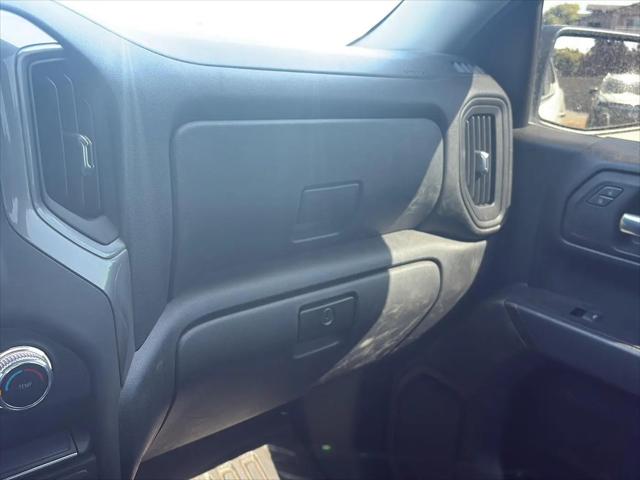 2023 GMC Sierra 1500 4WD Crew Cab Short Box Pro