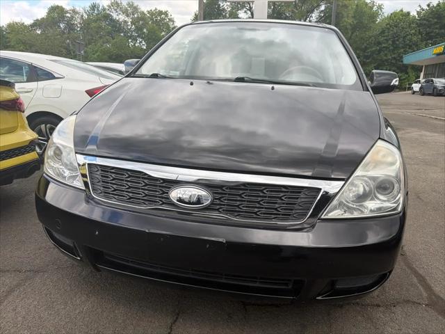 2012 Kia Sedona LX