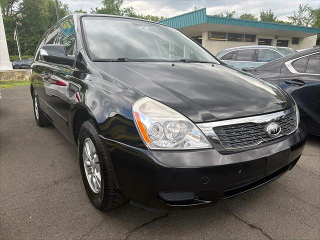 2012 Kia Sedona LX