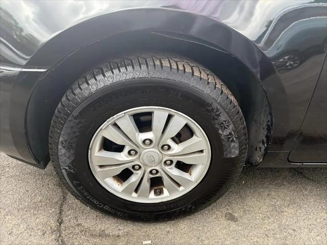 2012 Kia Sedona LX