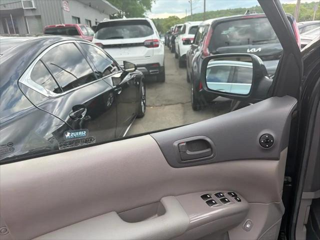 2012 Kia Sedona LX