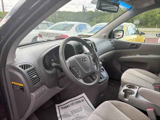 2012 Kia Sedona LX