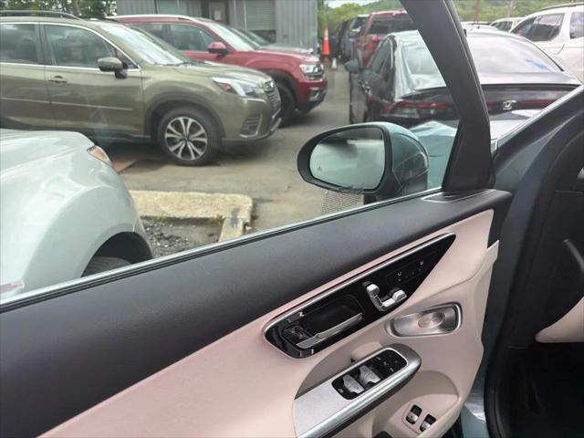 2025 Mercedes-Benz GLC 350e 4MATIC