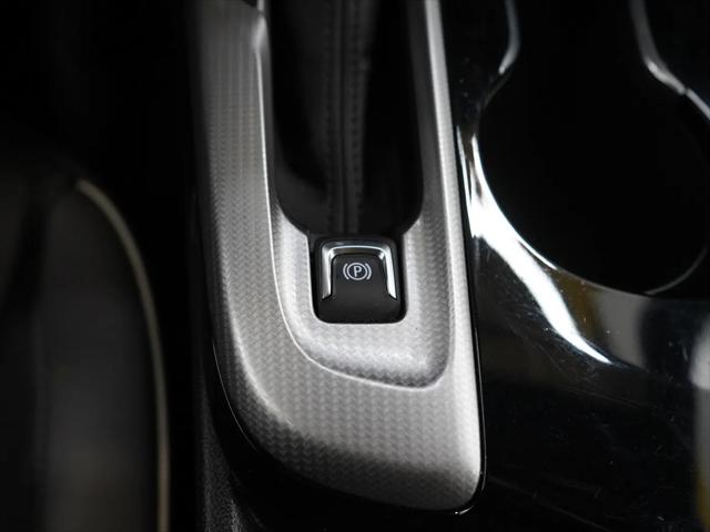 2024 Buick NV Avenir FWD