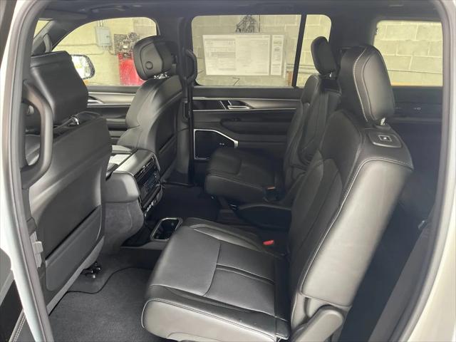 2026 Jeep Grand Wagoneer Limited Altitude 4x4