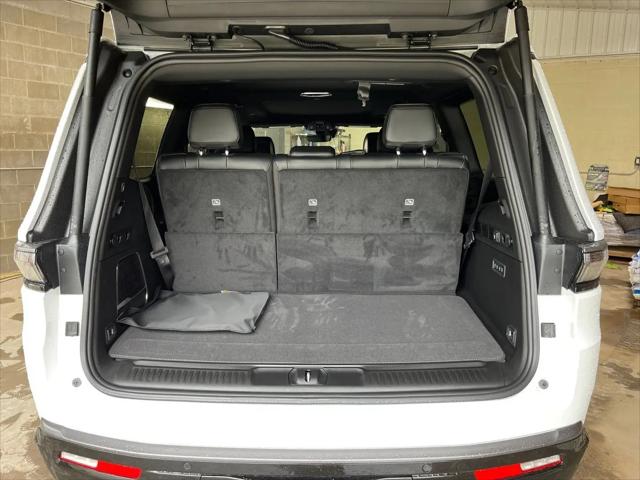 2026 Jeep Grand Wagoneer Limited Altitude 4x4