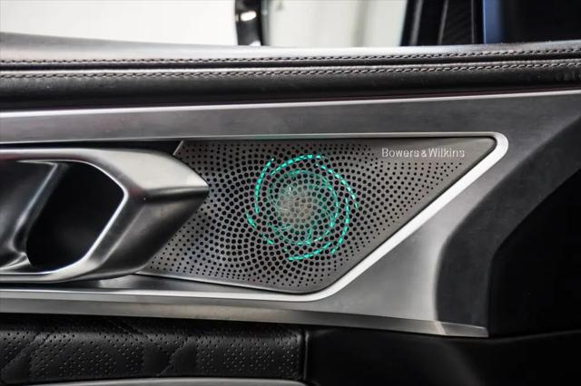 2020 BMW M8 Standard