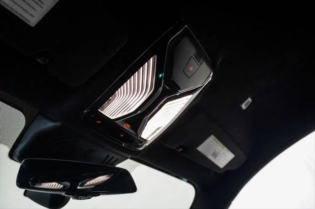 2020 BMW M8 Standard