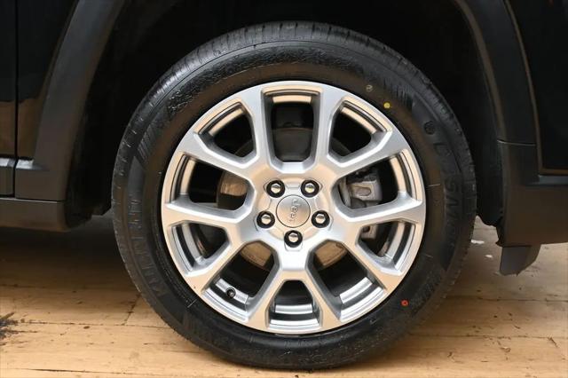 2022 Jeep Compass Latitude Lux 4x4