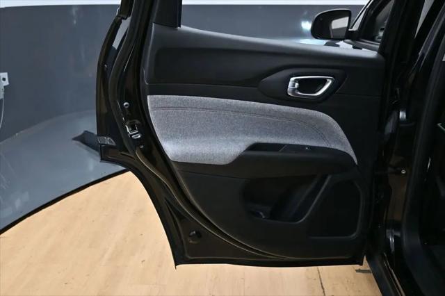 2022 Jeep Compass Latitude Lux 4x4