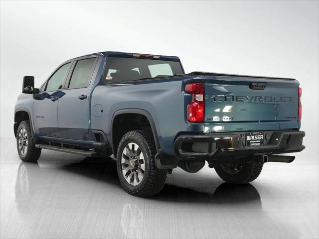 2024 Chevrolet Silverado 2500HD 4WD Crew Cab Standard Bed Custom